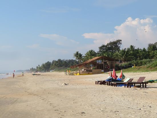 Benaulim Beach. Breit und weit, in beide Richtungen...