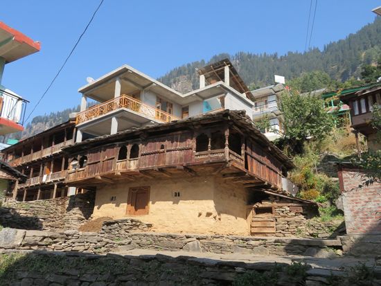 ...alte Holzbauten...