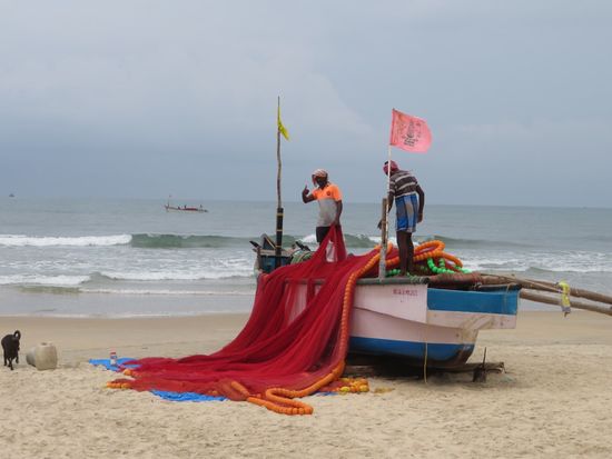 Am Strand das übliche Bild ...