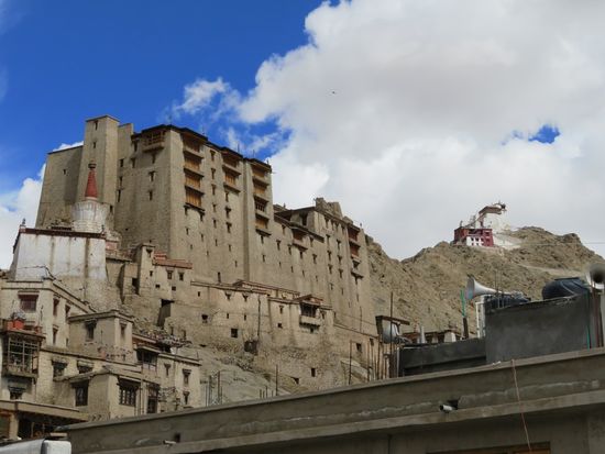 Der Leh Palace, leicht zu finden, kurzer Aufstieg, in der Höhe aber auch schon anstrengend.