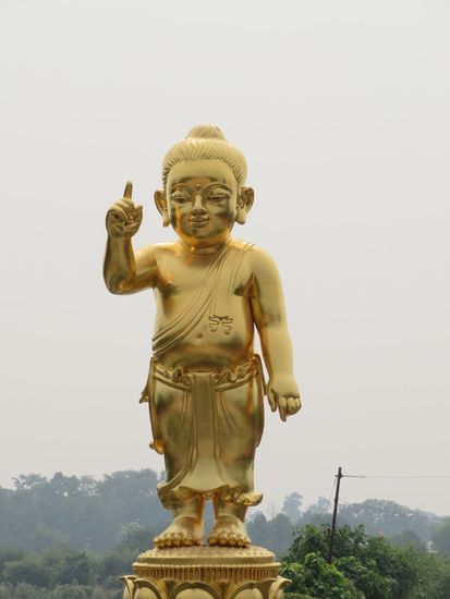 Statue Buddhas als Kind.