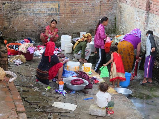 Die Waschstelle am Tempel.