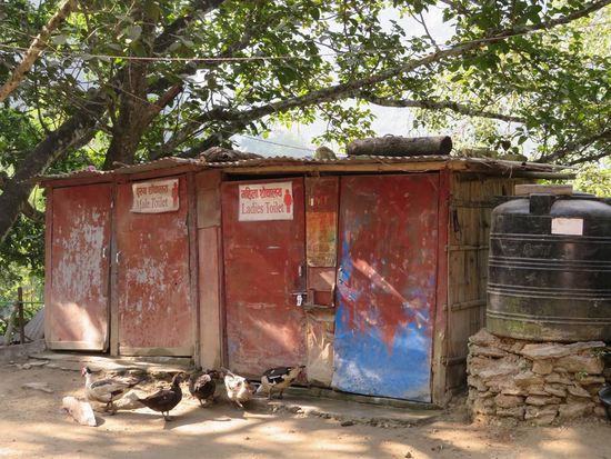 ... und hält gerne mal zum Essen fassen und Wasser lassen.