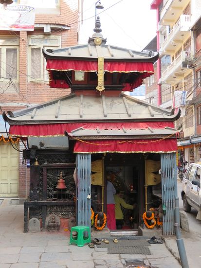 An jeder Ecke Tempel ...