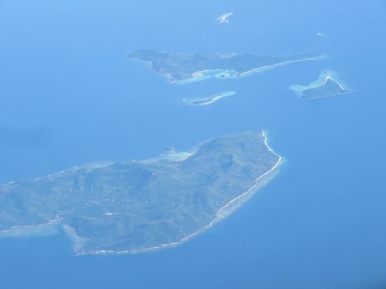 Donnerstag, 14:00 Uhr. Wir fliegen mit Cebu nach Puerto Princesa auf Palawan (52€. pp). Schöner Flug.