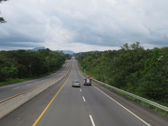 Endlich wieder - auf der Panamericana. Ehrlich gesagt, etwas langweilig. Meine "Panamericana"-Euphorie ist stark gesunken.