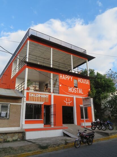 Wir bleiben 3 Tage im Happy House im 1. Stock (25$ pro Nacht) ...