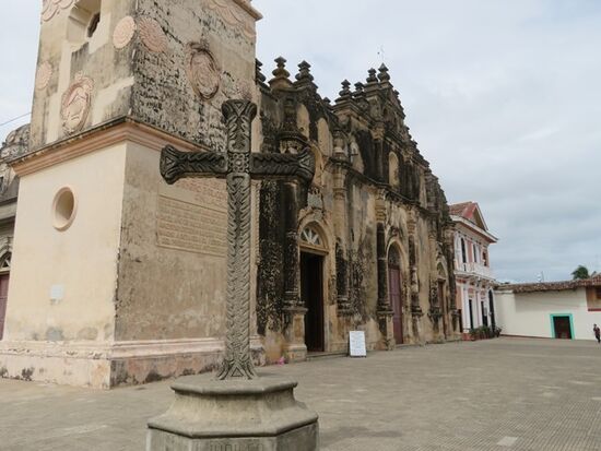 Vom Turm der Iglesia La Merced ...