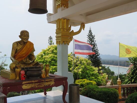 ... gut, andere schauen etwas ernster drein.