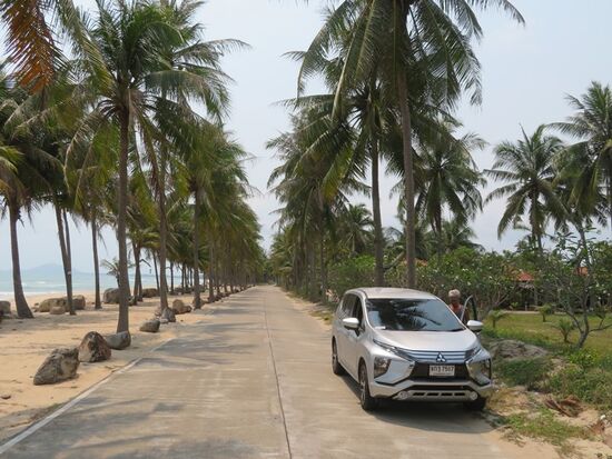 Wir fahren zurück nach B. ...