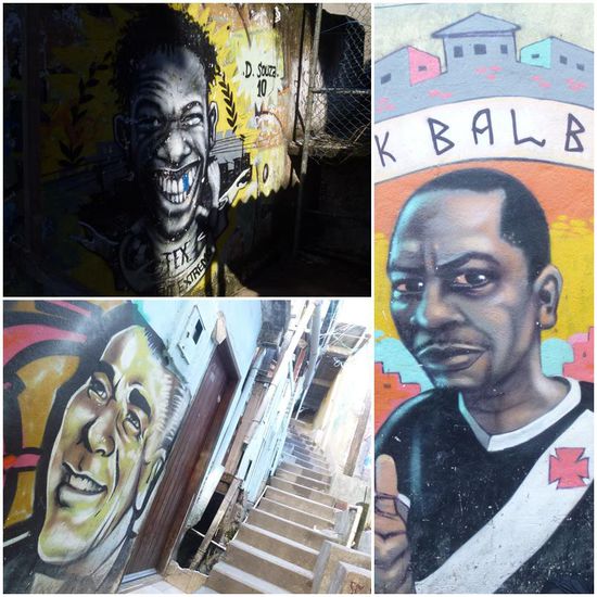 Besondere Menschen werden gerne mit einem eigenen Graffiti geehrt.
Oben links ist Souza zu sehen, der aktuelle Hoffnungsträger im Fußball der Favela. Er hält übrigens auch Deutschland für den Titelfavorit. Netter Kerl!
Unten links ein ehemaliger Politiker, der sich sehr für die Menschen in der Favela eingesetzt und viel Positives bewirkt hat.
Rechts ist Rocky zu sehen, ein Muskelberg, der für die Bewohner die Einkäufe nach oben bringt. In echt sieht er auch kräftiger aus als auf dem Bild... 
