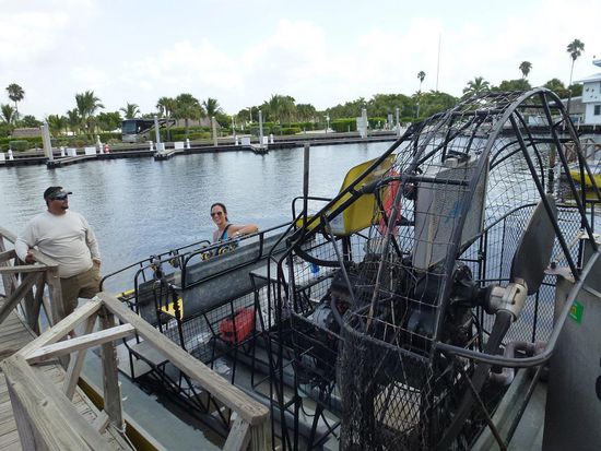 Unser Airboat und unser Fahrer