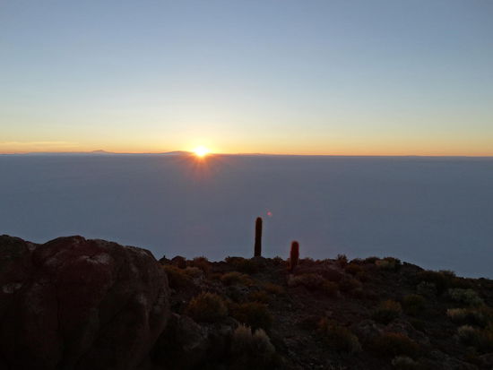 Sonnenaufgang über der Salar de Uyuni