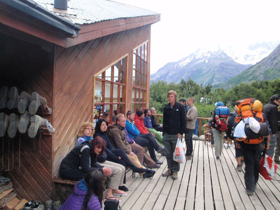 Nach ca. 6 Stunden erreichen wir das Refugio dos Cuernos. Hier bleiben wir 2 Tage im Zelt.