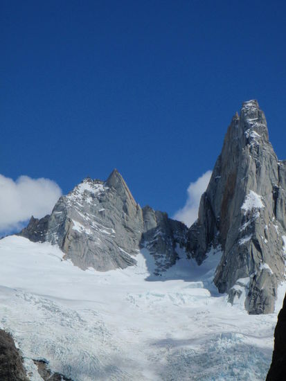 Die Granitnadeln des Fitz Roy Massivs. Das Traumziel für Bergsteiger aus aller Welt.