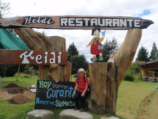 Ein weiteres Ausflugsziel, das Schweizer Dorf war ein Reinfall. Es besteht aus vielen Verkaufsständen, das haben wir uns anders vorgestellt, da hilft auch Heidi nicht!