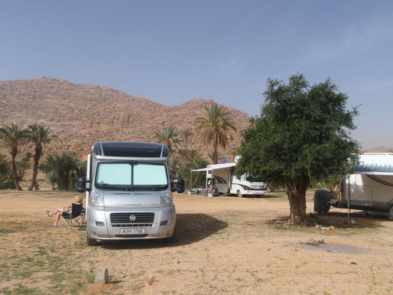 Von unserem Standort auf dem städtischen Campingplatz haben wir eine tolle Rundumsicht.