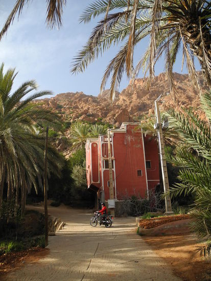 Die Gassen hören plötzlich auf und wir müssen umdrehen!