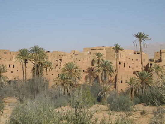 Gut erhaltenes Lehmdorf auf dem Weg zur Todhra Schlucht.
