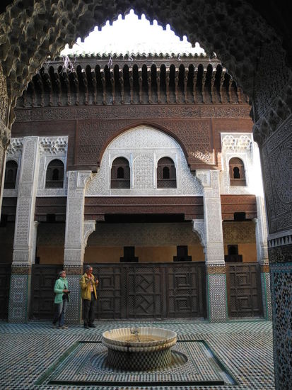 Die reich verzierte Koranschule.