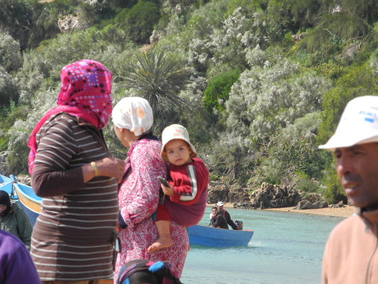 Auch sie hat einen Fisch ergattert!