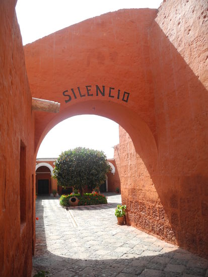 Der Eingang zur Anlage.