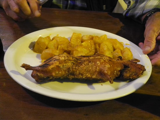 Zum Trost gibt es heute Abend ein Meerschweinchen auf peruanische Art.