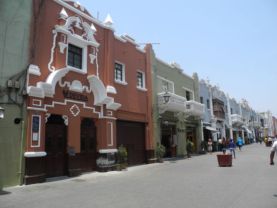 Die Fußgängerzone - am Abend ist es hier brechend voll.