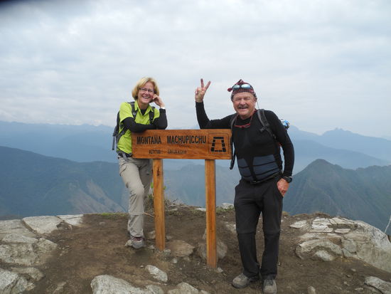Nach knapp zwei Stunden haben wir den Gipfel 
des Montana in 3500 m Höhe erreicht.