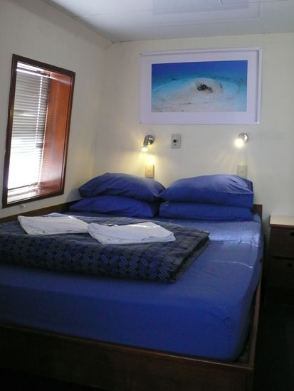 Eine so grosse Kabine mit eigenem Bad haben wir nicht erwartet.