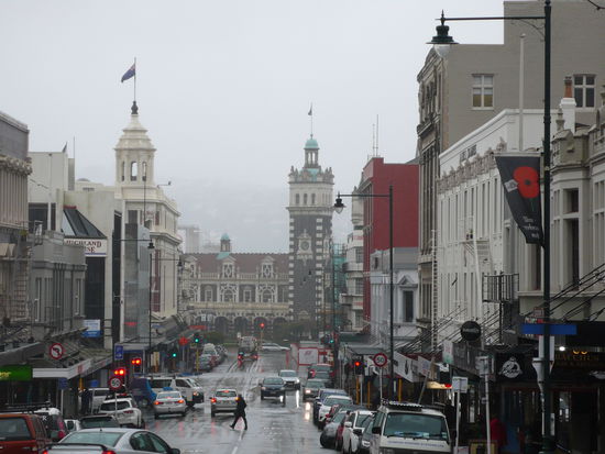 Innenstadt bei Regenwetter.
