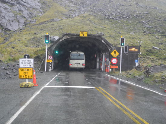 Der Homer Tunnel wurde 1953 nach einer Bauzeit von 18 Jahren fertiggestellt.
