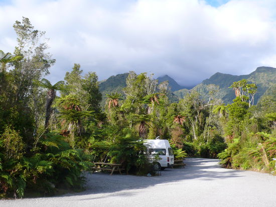 Unser idyllischer Campground unter Palmen.