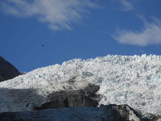 Ein Gletscherflug kostet um die 250 Neuseeland Dollar, je nachdem wie lange der Flug dauert. Die Helikopter starten im 30 Minuten Takt.