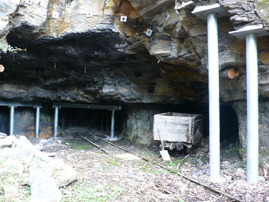 Ein paar Requisiten von damals.