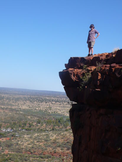 Bis zu 300 m hohe Felswände bieten einen grandiosen Ausblick!