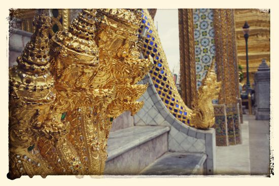 Der Königspalast war voll, aber durch seine Weitläufigkeit nicht völlig überlaufen