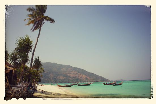...und noch einmal der Sunrise-Beach mit Koh Adang im Hintergrund. Nicht umsonst wird Koh Lipe als die Malediven Thailands bezeichnet