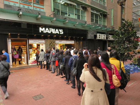 Ja wenn da die britischen Gene mal nichts gebracht haben .... Da können sich die Mainland-Chinesen mal ne Scheibe abschneiden, aber dazu später mehr ...