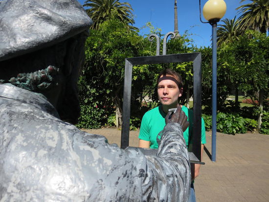 Akaroa, als französisch angehauchtes Städtchen, hat eine Leihausstellung des Louvre - Und wer kennt nicht das sanfte Lächeln "des M. Lisa"