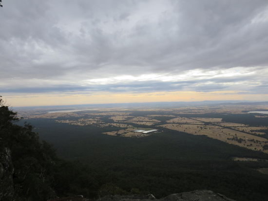 ... und auch hier am Horizont.