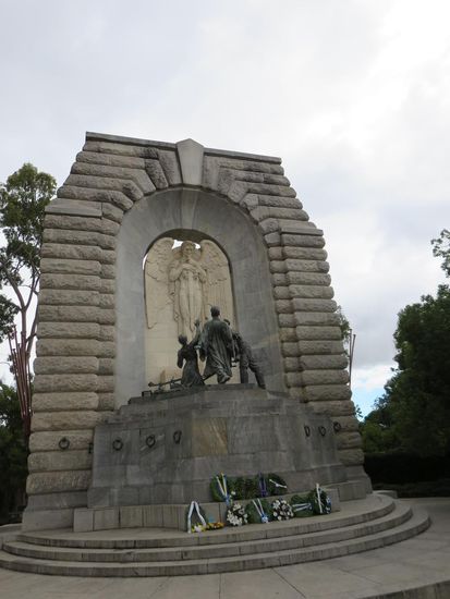 Wieder mal ein Kriegsdenkmal