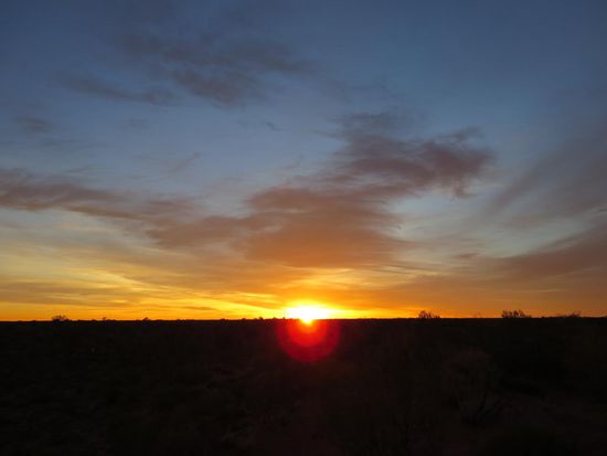 Da ging sie auf und bestrahlt Uluru