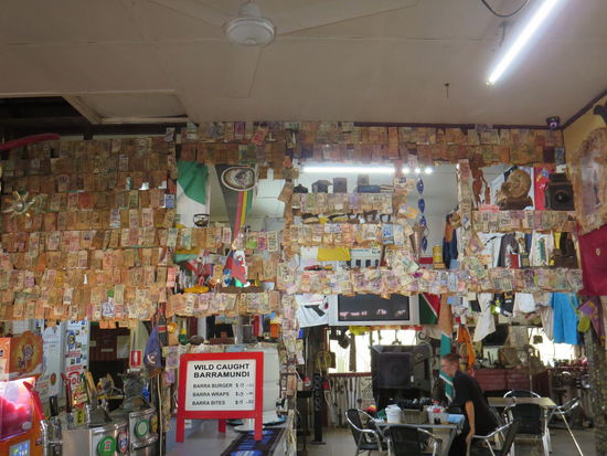 ... wo Abends ganz schöne Feiern abgehen müssen, ...