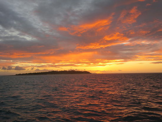 ... mit diesem farbigen Sonnenuntergang!