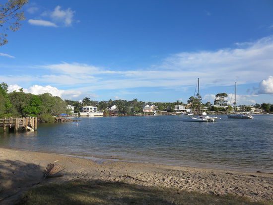 ..., wenn man nicht eh gegenüber in einem der sicherlich nicht preiswerten Häusern wohnt 