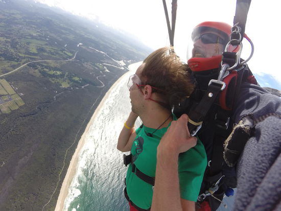 ... und wir im Schwebeflug weiter nach unten ...