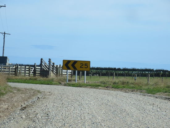 Tja, dann möchte ich mal nicht wissen, wie die Kiwi`s da drüber "heizen", bei solch Strassenverhältnissen!