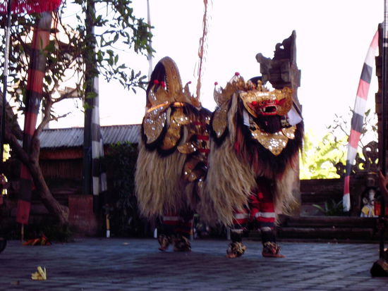 Ungewöhliche Götterfigur