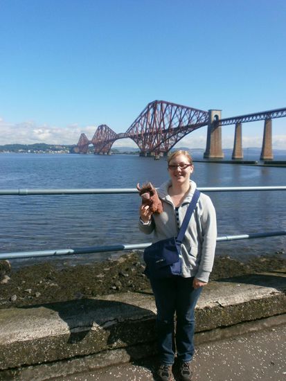 Ich vor der Forth Bridge
